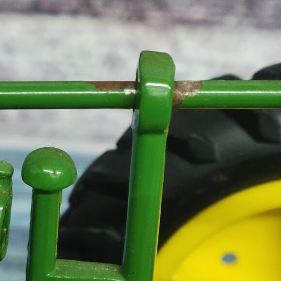 Vtg Ertl 1/16 John Deere GP model A diecast narrow frontend tractor green/yellow - Picture 3 of 10